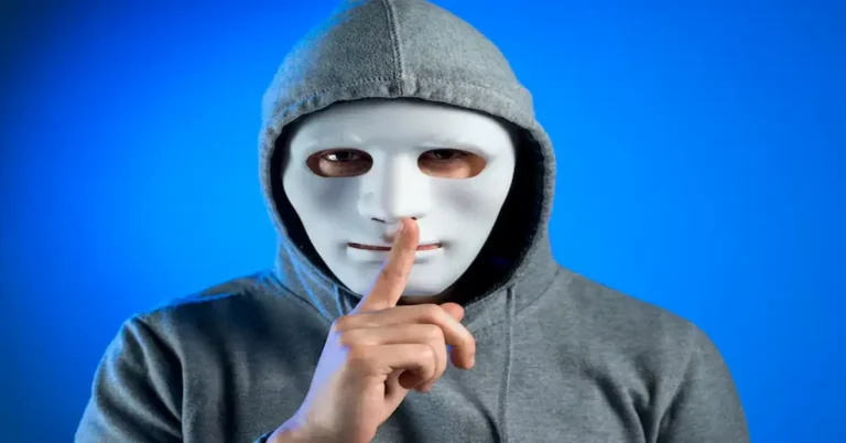 Alex Terrible Mask